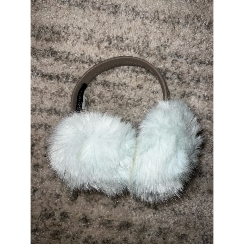Banana Republic Ice Blue Earmuff